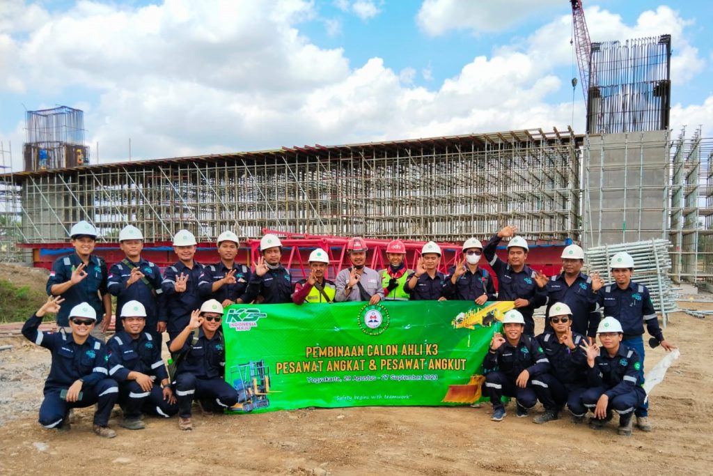 Ahli K3 Pesawat Angkat Angkut